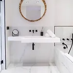 아파트 Aussergewoehnliche Am Hafen By Interhome *
