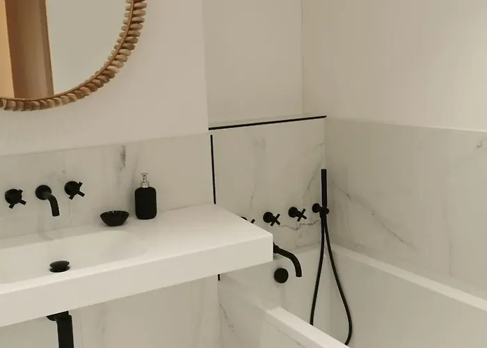 Aussergewoehnliche Am Hafen By Interhome *